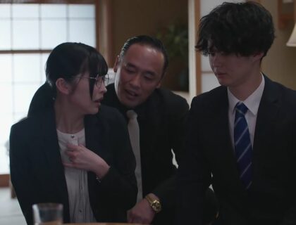 Cô giáo xinh đẹp bị bắt uống thuốc kích dục vì dám bắt nạt con trai của Yakuza khi đi học